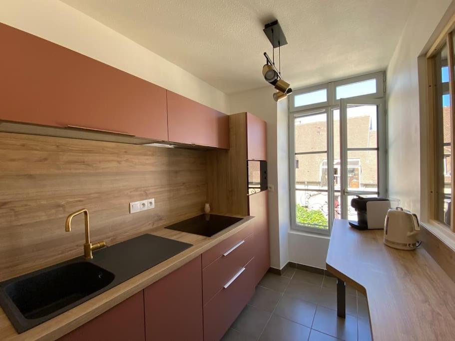 Апартаменты Superbe Duplex « Le Grevy » Доль Экстерьер фото